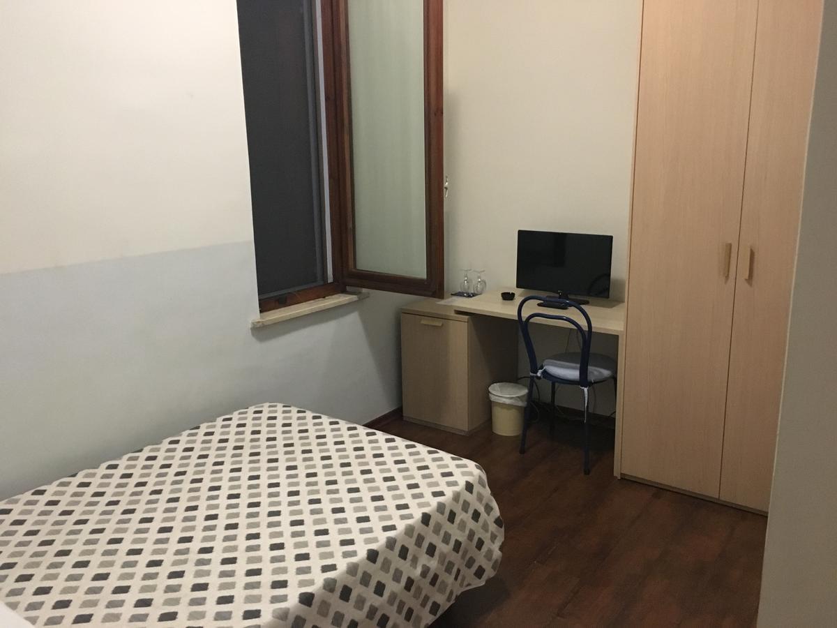 Blue Hotel Suzzara Luaran gambar